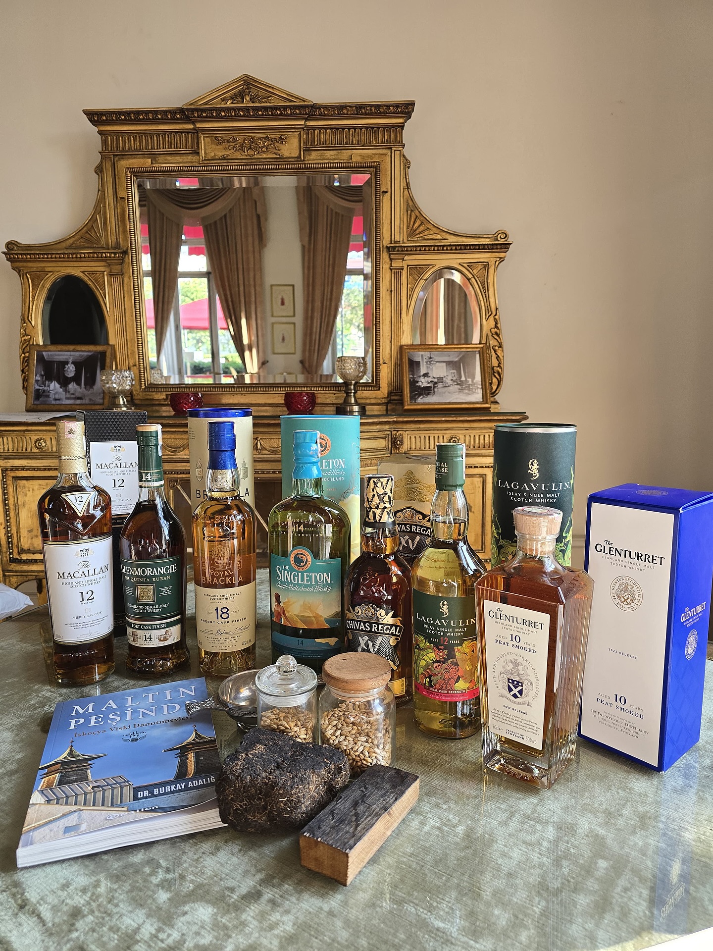 Glenturret Peat Smoked 10 part of an amazing line up by @meleklerinpayi 👏

#KaSpirits #whiskylover